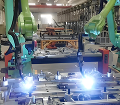 汽車保險(xiǎn)杠噴機(jī)器人案例